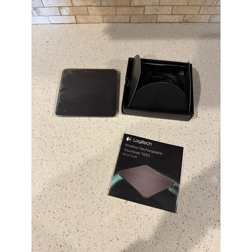 Logitech T650 Wireless Rechargeable Touchpad 910-003057 NEW open box